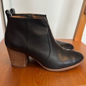 Madewell Black Leather Ankle Boots sz 7